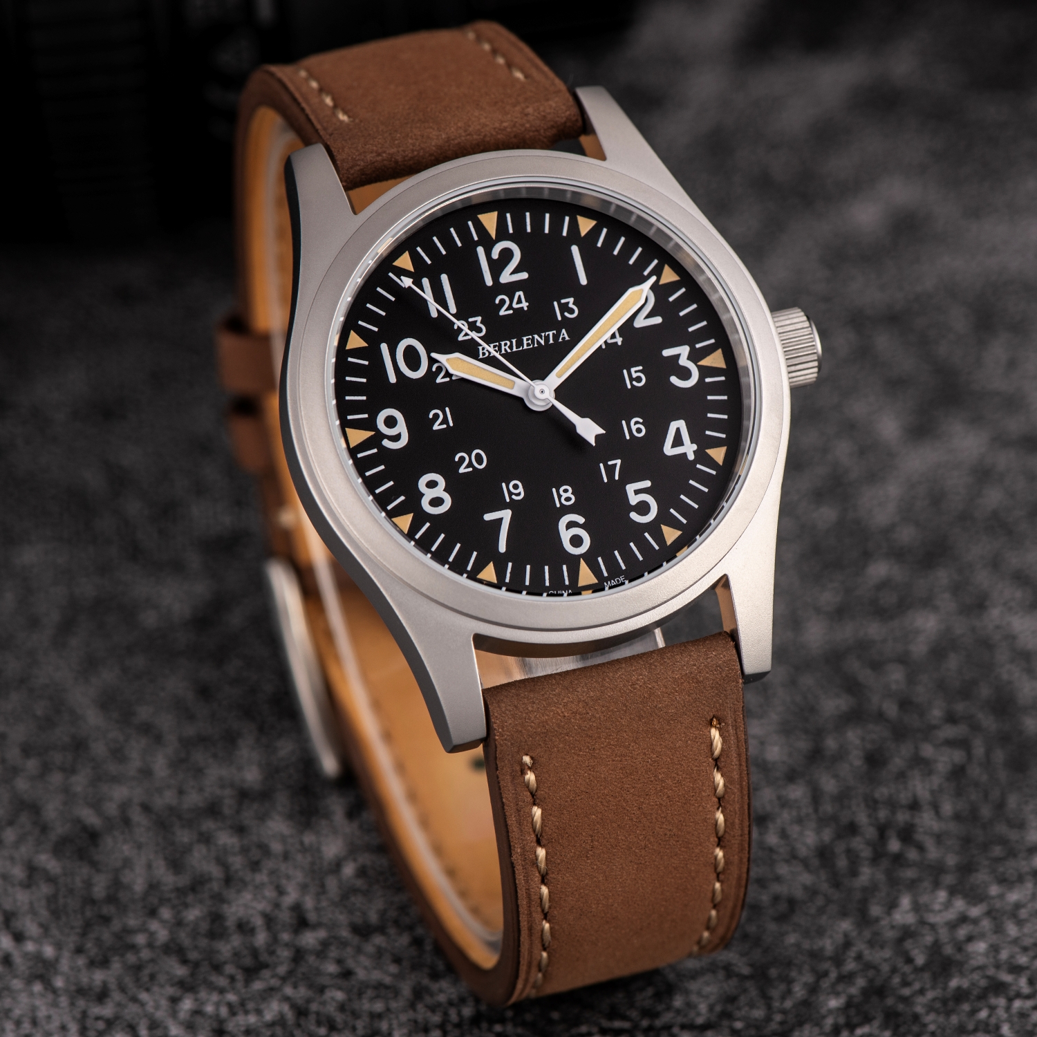 Berlenta vintage Matte Leather - đánh giá và giá Tropic Strap Vintage