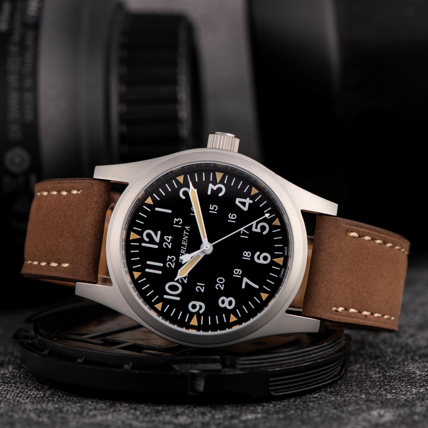 Berlenta vintage Matte Leather - đánh giá và giá Tropic Strap Vintage